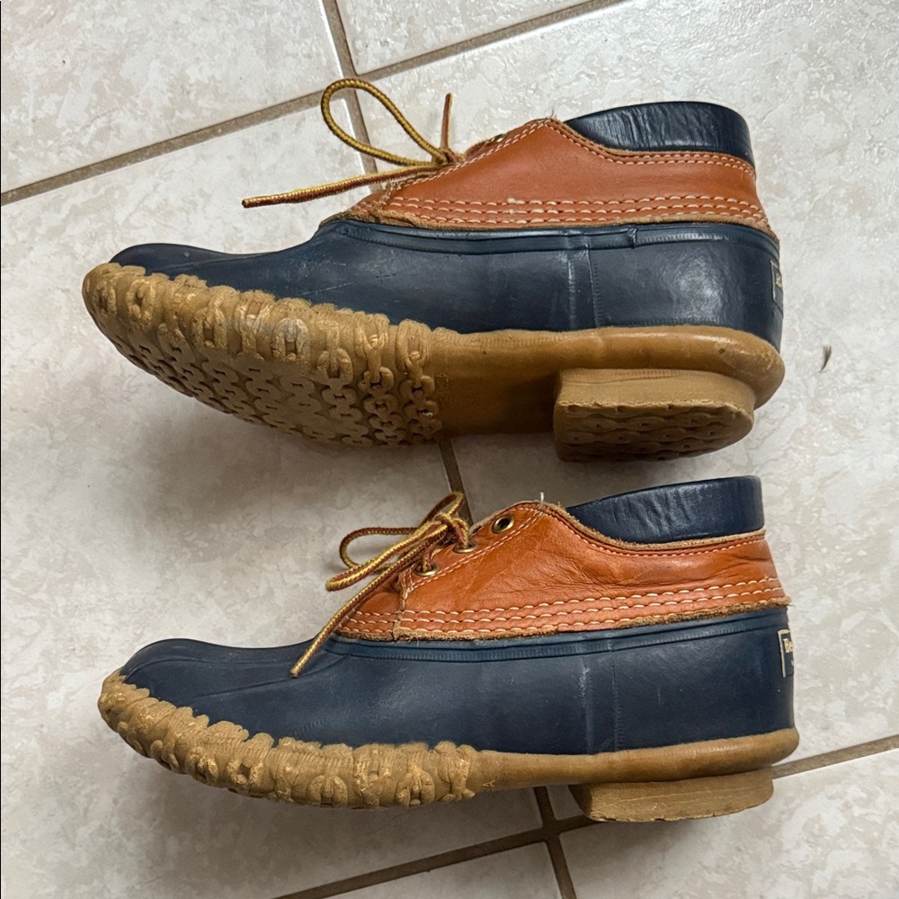 L.L. Bean Boots - VINTAGE - duck boots - Brown and Navy Winter Boots